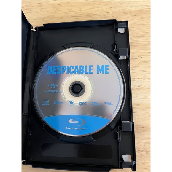 Despicable Me Blu-Ray DVD Movie With 3 Mini Movies - Picture 2 of 5